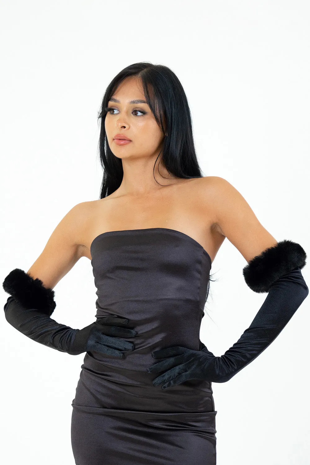 Long Gloves with Fur Trim in Black
